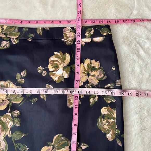 J. Crew Floral ‘The Pencil Skirt’ - Picture 5 of 5